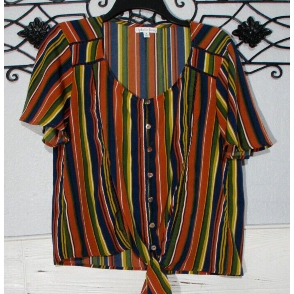 Ophelia Roe Women's Top Size M Short Sleeve Multicolored Striped Round Neck
